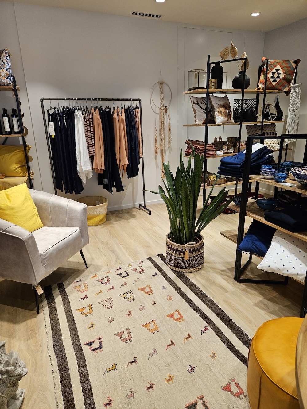 Boutique in Reinach